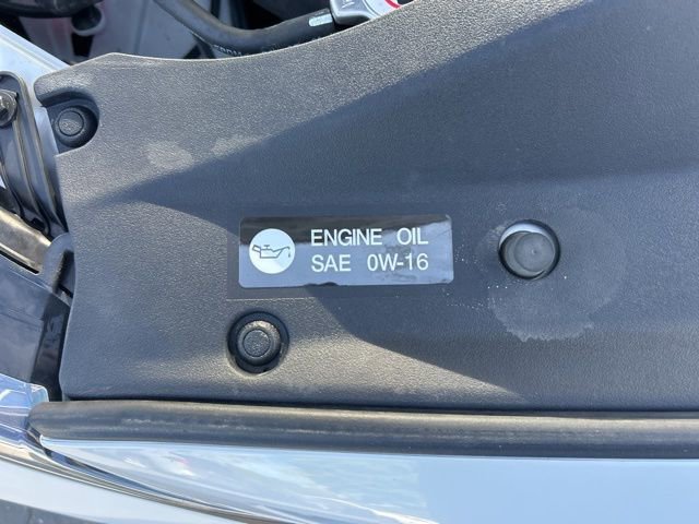 Used 2024 Toyota Camry SE image 14