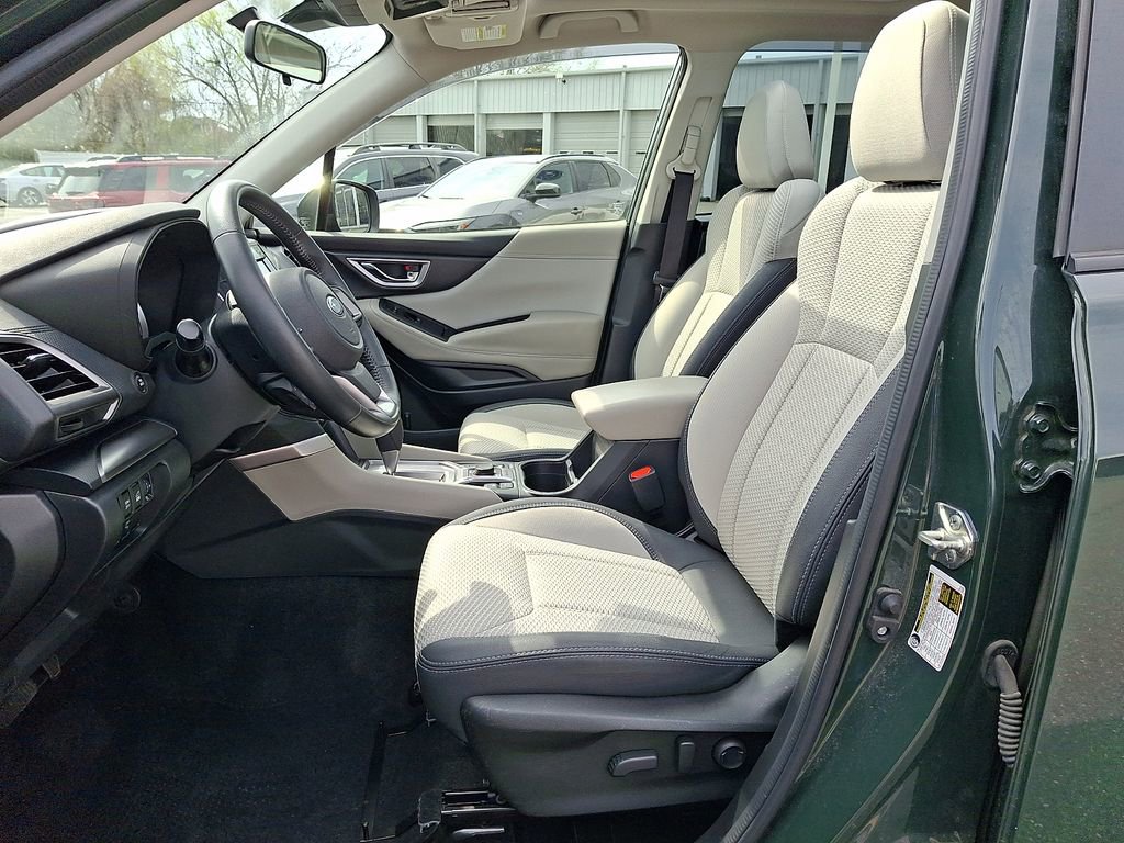 Used 2022 Subaru Forester Premium image 15