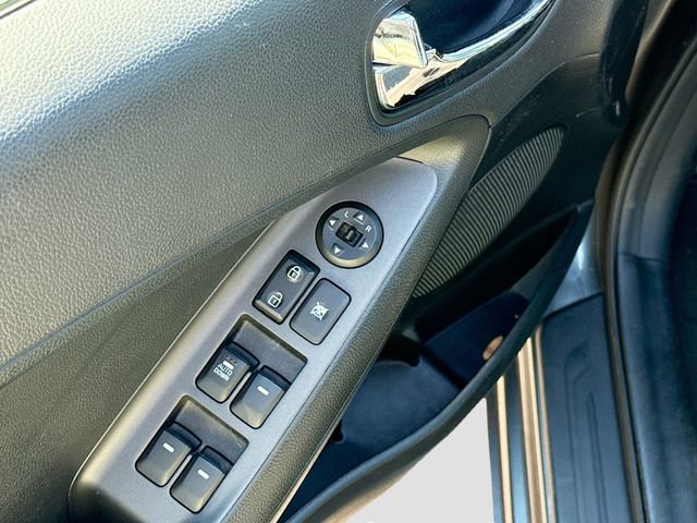 Used 2016 Kia Forte LX image 18