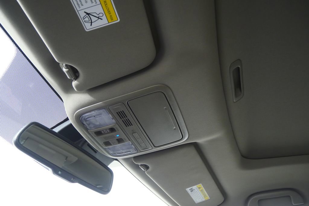 Used 2017 Honda Pilot Touring image 25