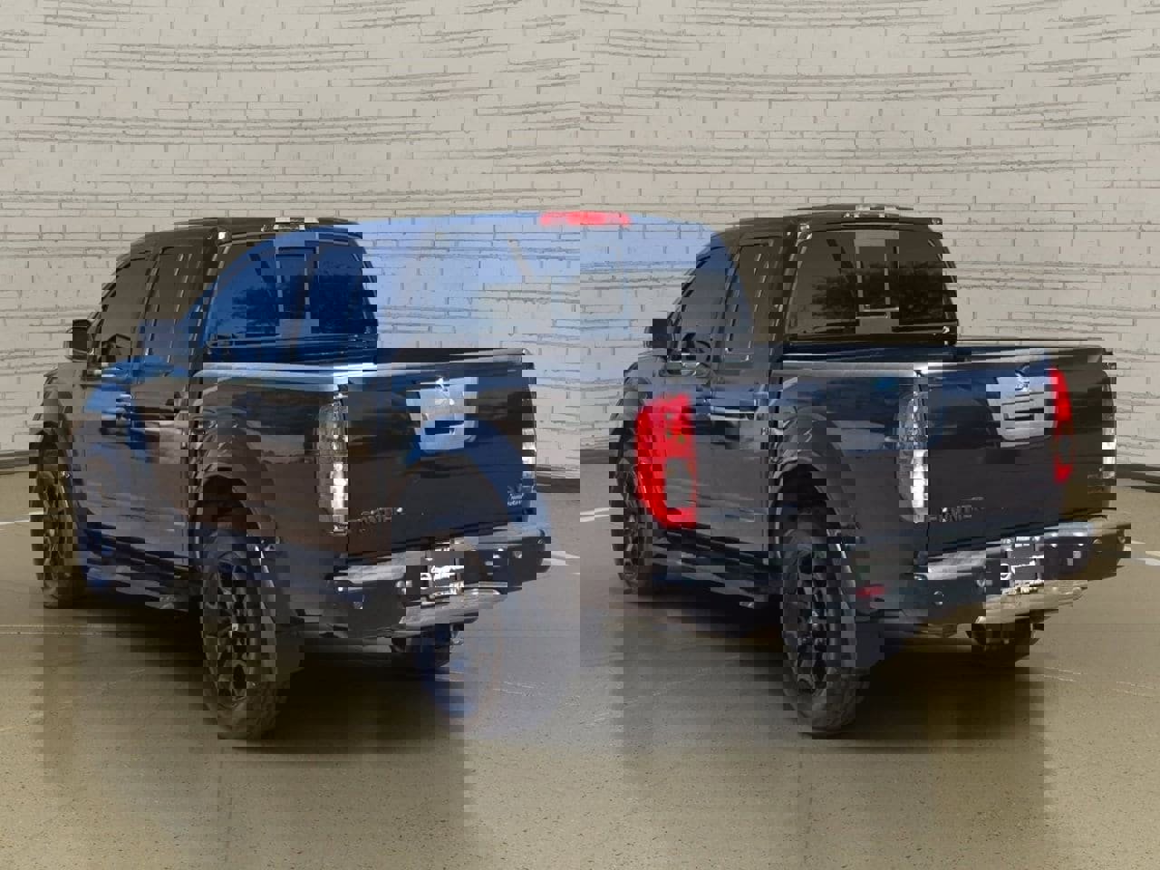 Used 2018 Nissan Frontier SV w/ Value Truck Package image 7