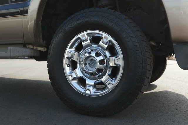 Used 2013 Ford F250 King Ranch image 5