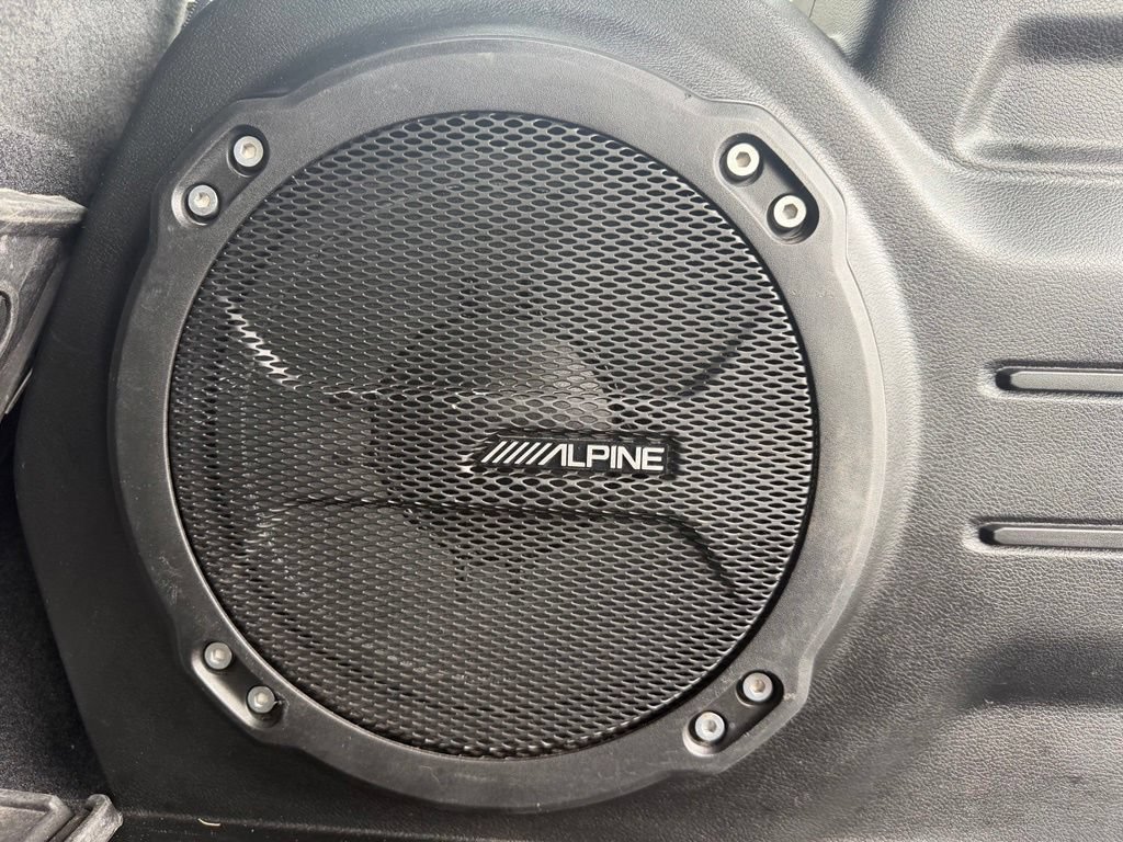 Used 2020 Jeep Wrangler Unlimited Sahara AWD/4WD image 10