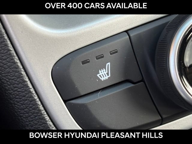 New 2026 Hyundai Venue SEL FWD image 8