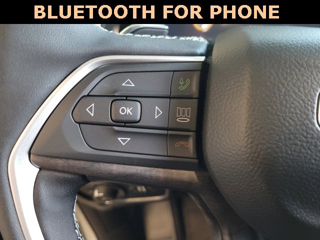 New 2025 Jeep Grand Cherokee L Limited w/ Black Appearance Package image 18