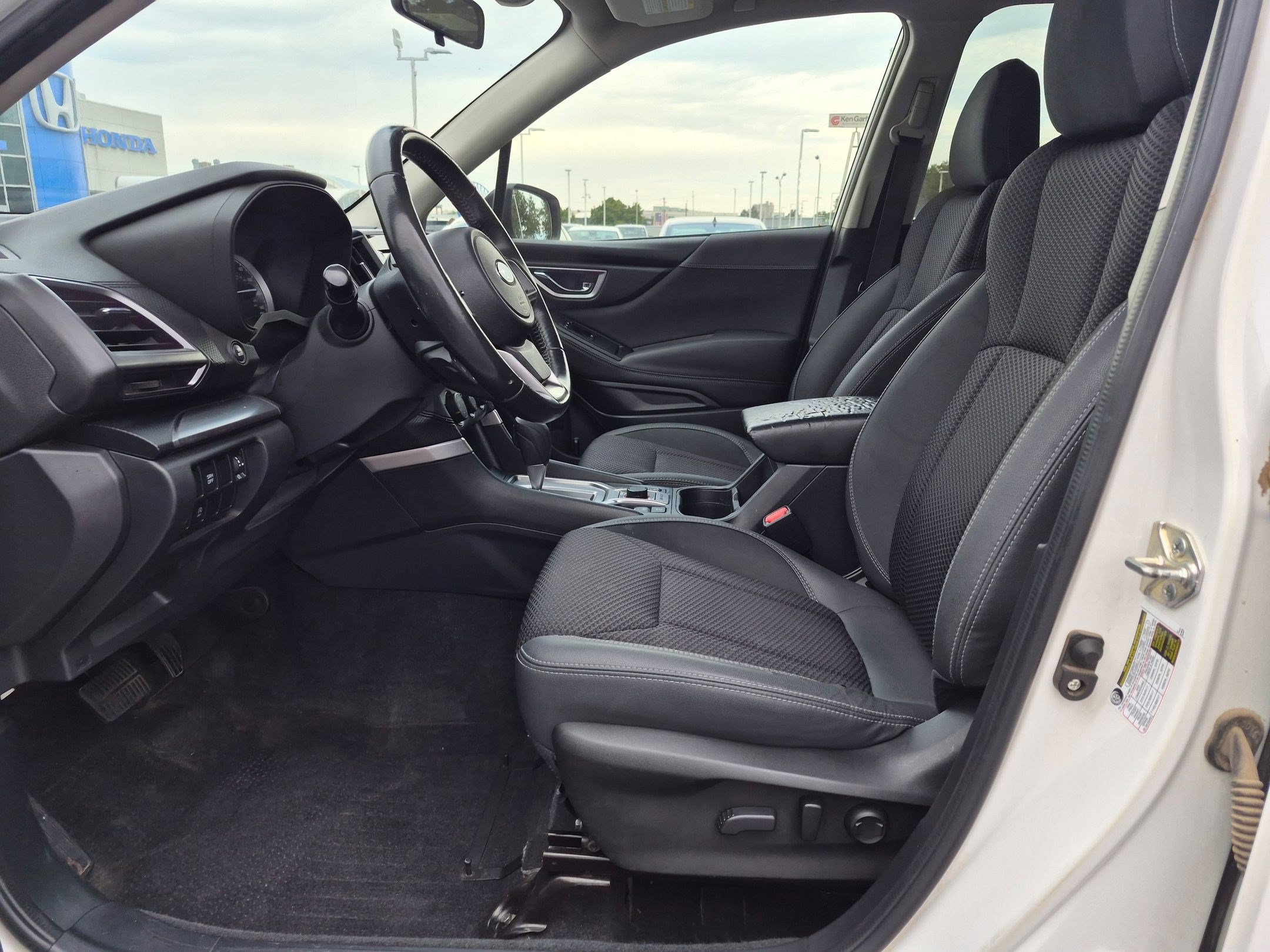 Used 2021 Subaru Forester Premium AWD/4WD image 17