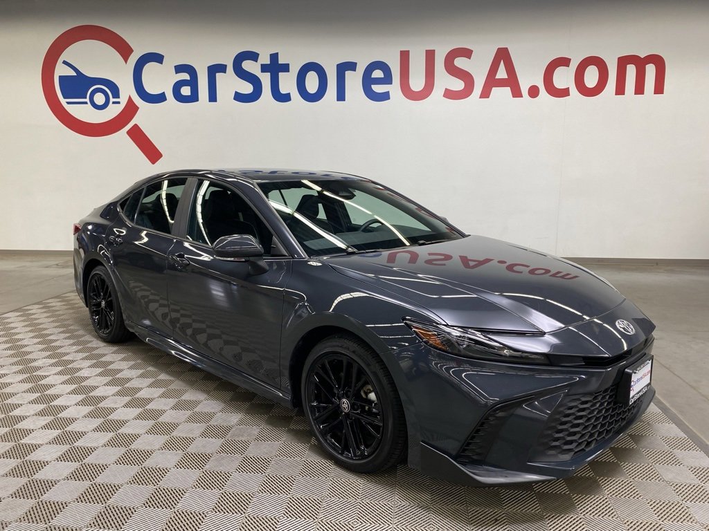 Used 2025 Toyota Camry SE