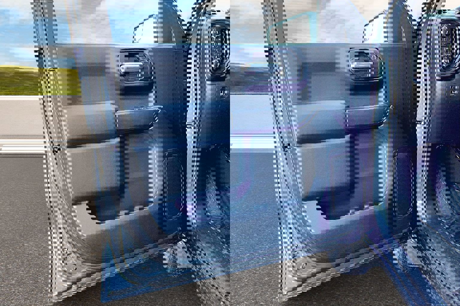 Used 2022 Chevrolet Silverado 1500 Custom image 13