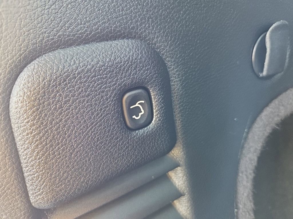 Used 2019 Jeep Grand Cherokee Altitude image 29