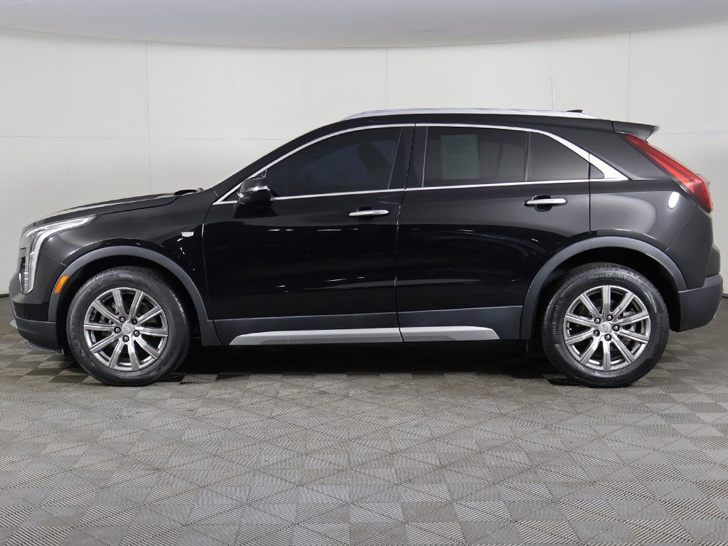 Used 2022 Cadillac XT4 Premium Luxury w/ Safety Alert Package image 15