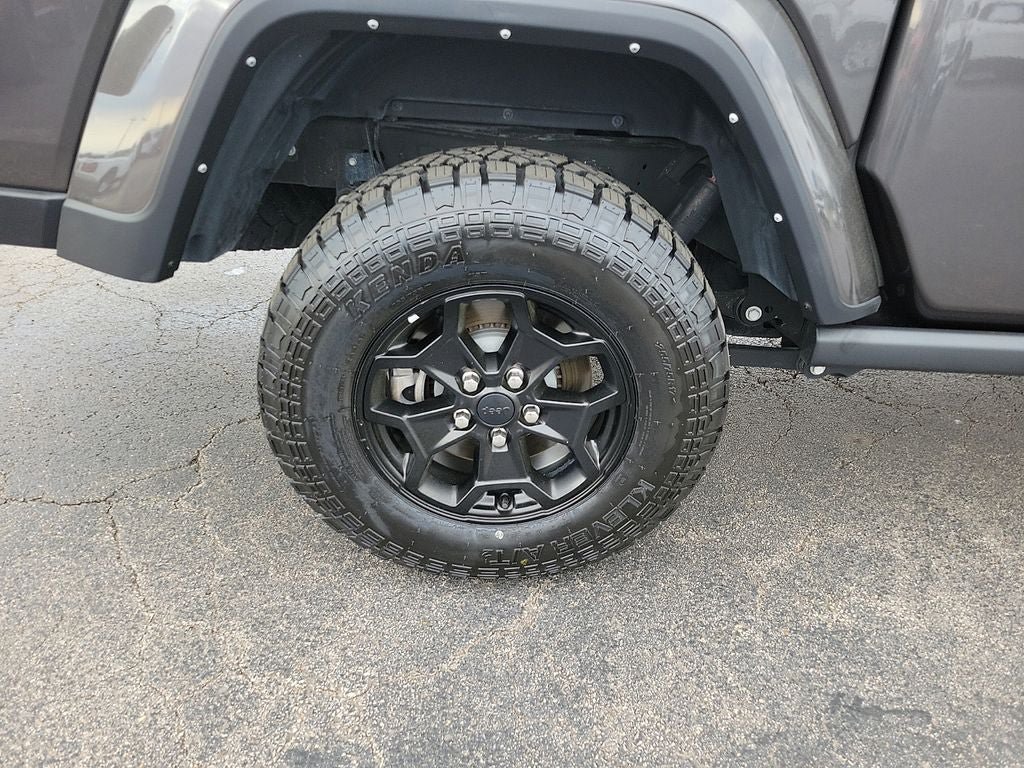 Used 2022 Jeep Gladiator Sport AWD/4WD image 7