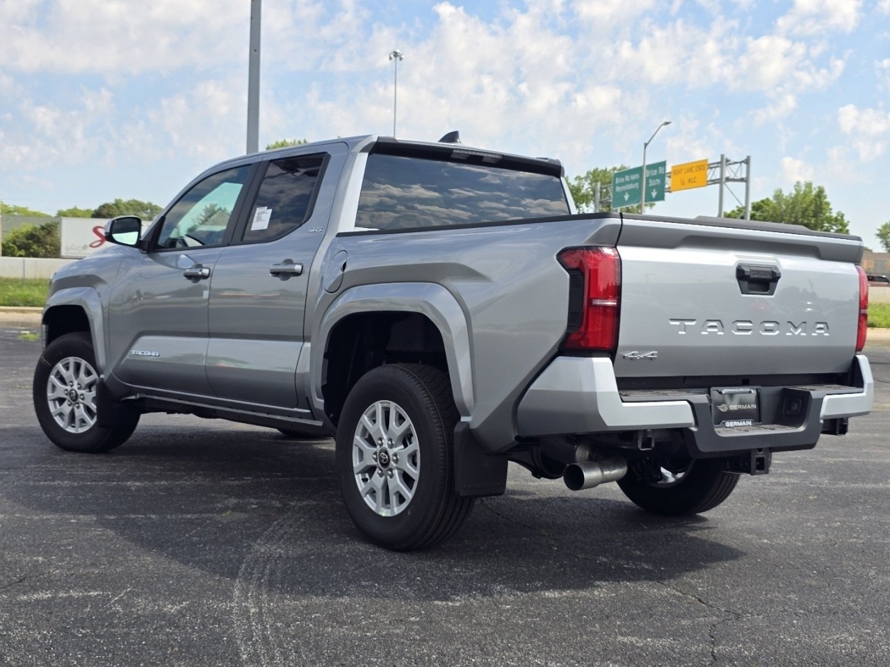 New 2026 Toyota Tacoma SR5 AWD/4WD image 12