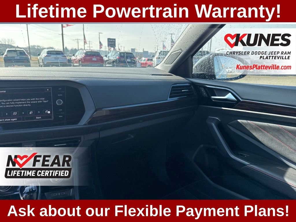 Used 2024 Volkswagen Jetta GLI 40th Anniversary Edition FWD image 39