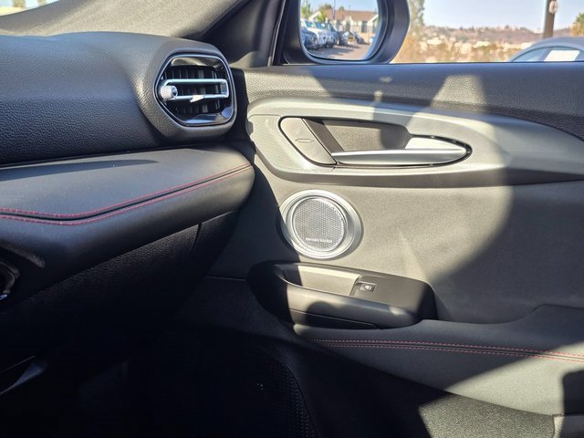 Used 2024 Dodge Hornet R/T Plus w/ Tech Pack Plus w/o Parking image 31