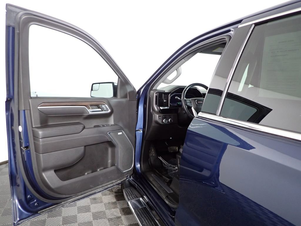 Used 2023 GMC Sierra 1500 SLT w/ SLT Premium Package image 21