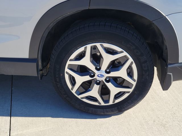 Used 2020 Subaru Forester Premium AWD/4WD image 16
