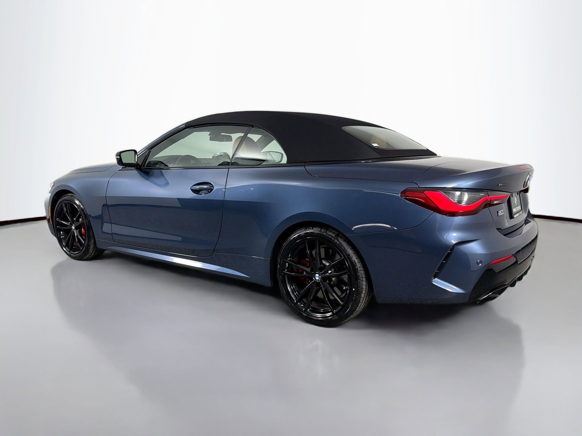 Certified 2023 BMW 440i xDrive Convertible w/ Premium Package image 8