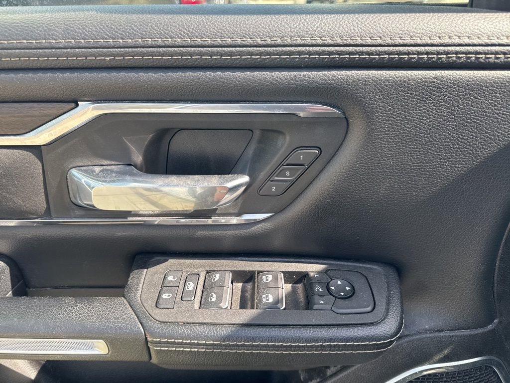 Used 2025 RAM 1500 Laramie image 23