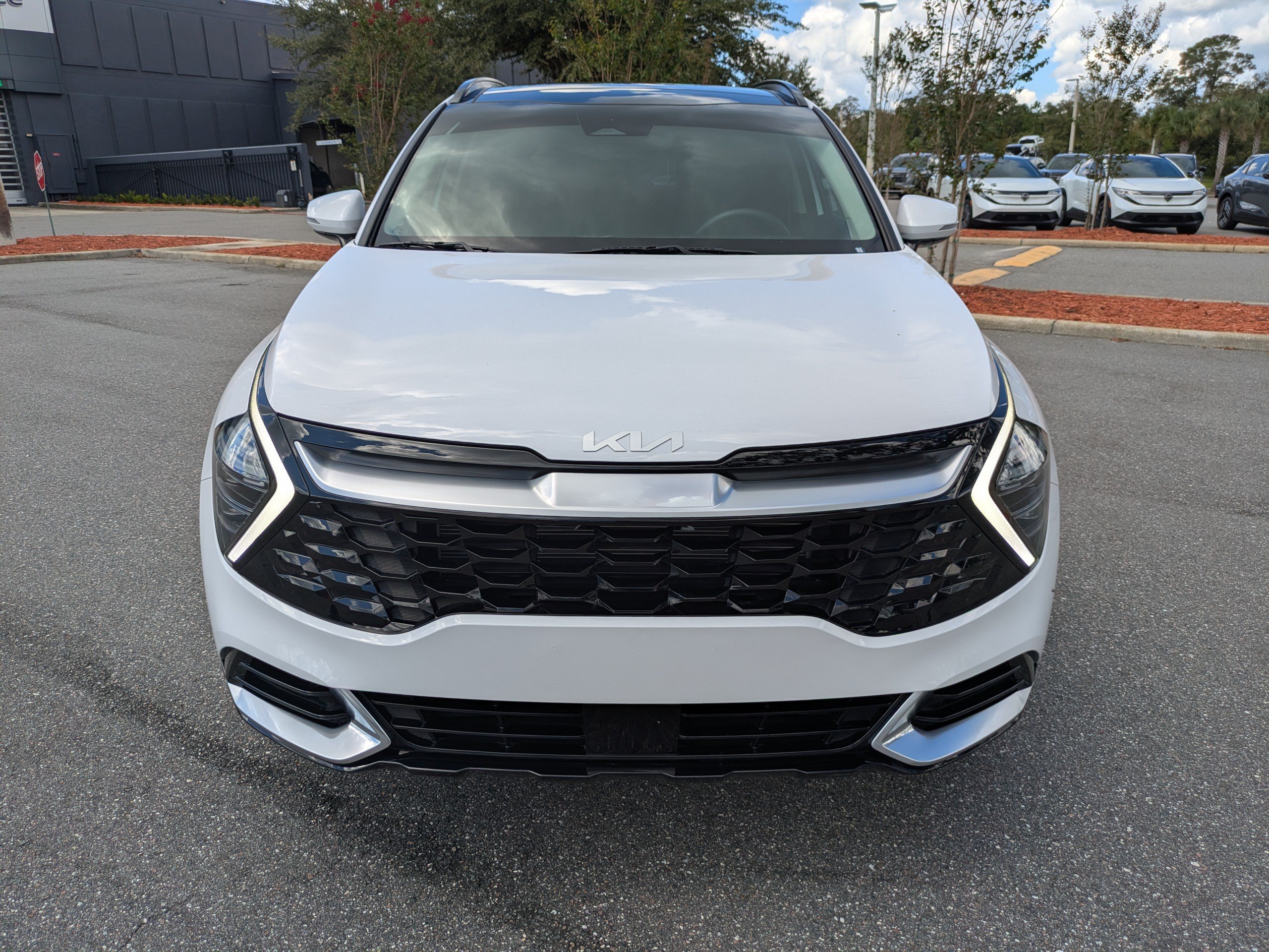 Used 2025 Kia Sportage SX FWD image 9
