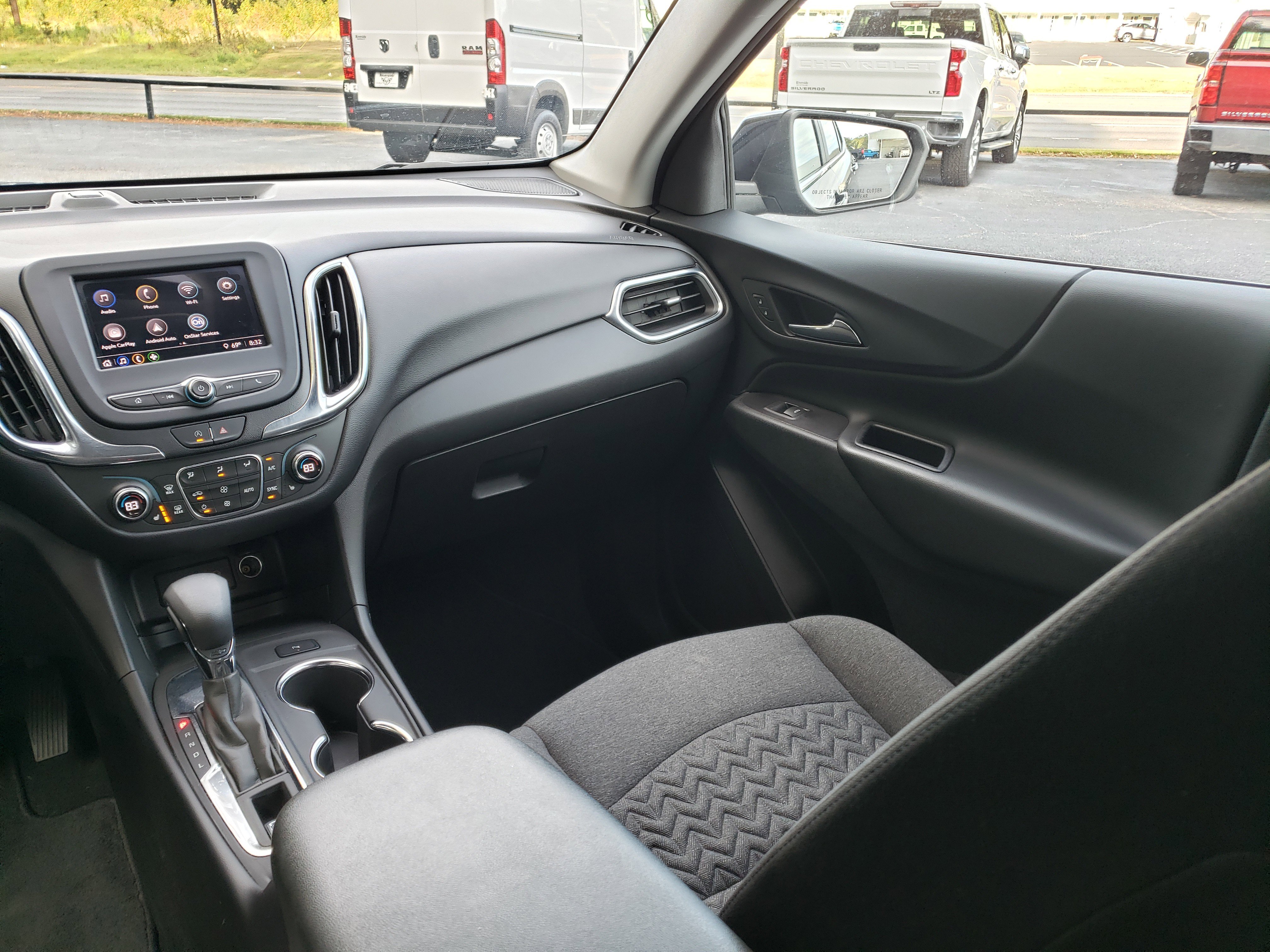 Used 2022 Chevrolet Equinox LT w/ Driver Convenience Package image 35