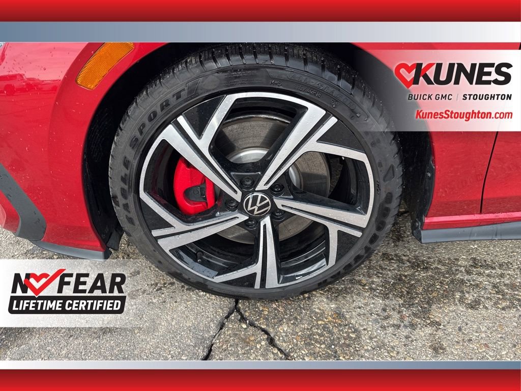 Used 2025 Volkswagen GTI SE image 16
