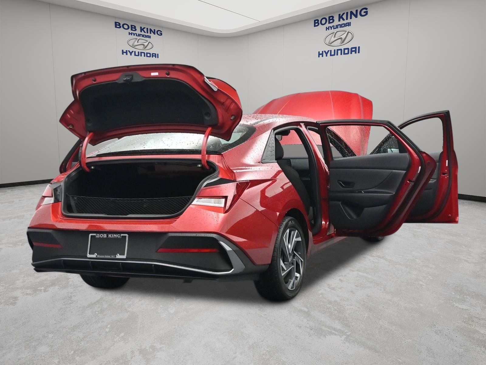 Certified 2025 Hyundai Elantra Sport image 25