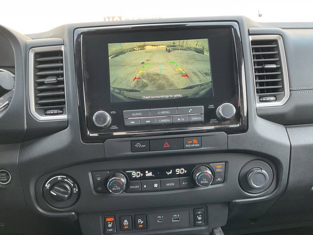 Used 2024 Nissan Frontier SV w/ SV Convenience Package image 14