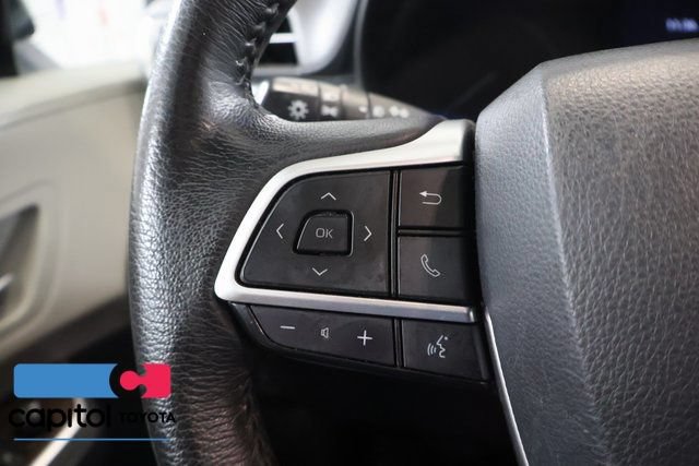 Used 2023 Toyota Sienna XLE FWD image 19