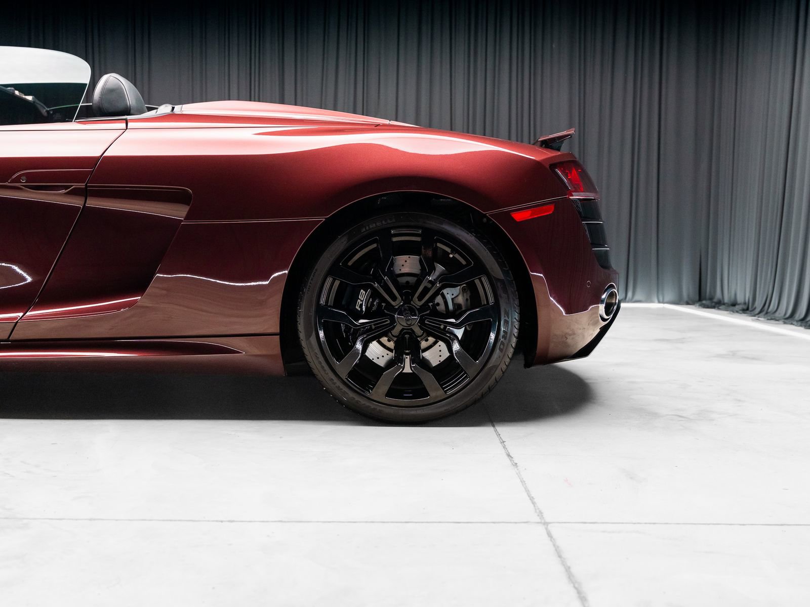 Used 2011 Audi R8 V10 AWD/4WD image 42