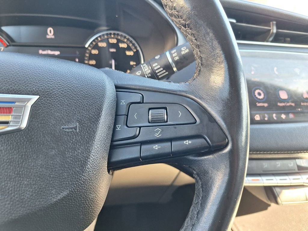 Used 2019 Cadillac XT4 Luxury image 16