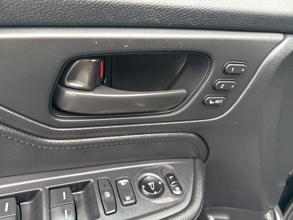 Certified 2025 Honda Odyssey EX-L image 11