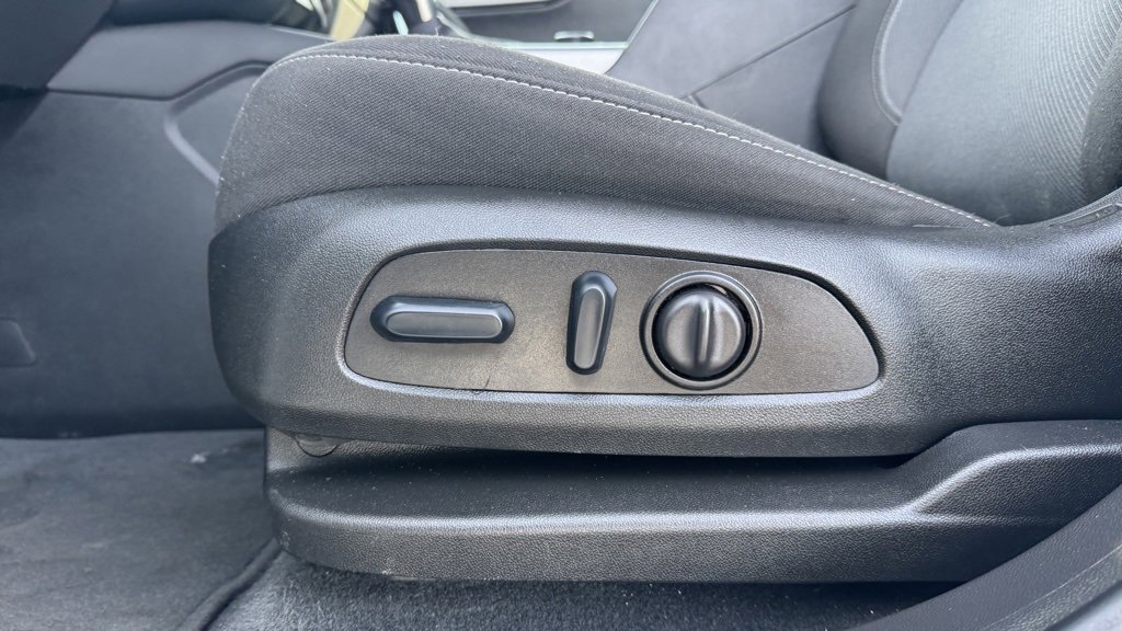 Used 2024 Chevrolet Blazer LT w/ Redline Edition image 11