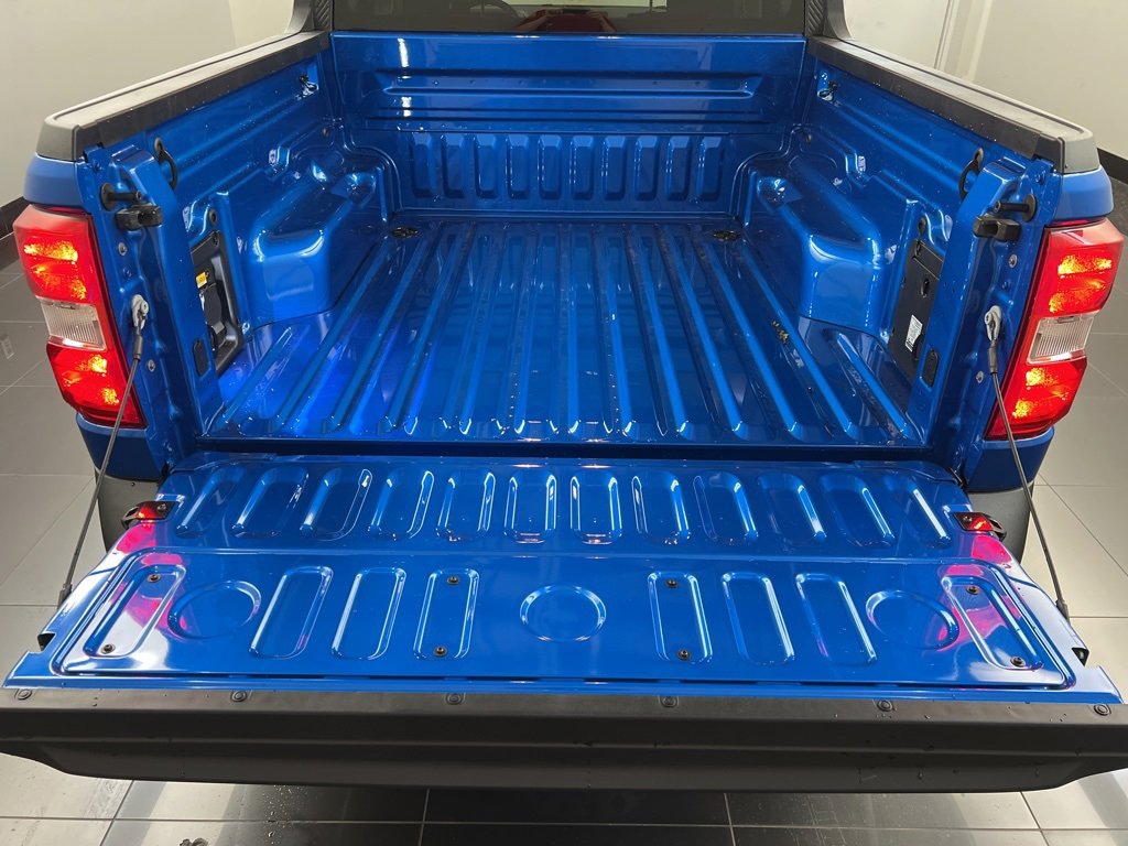 New 2025 Ford Maverick XLT w/ XLT Luxury Package image 25