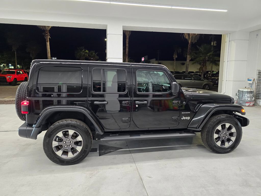 Certified 2018 Jeep Wrangler Unlimited Sahara image 7