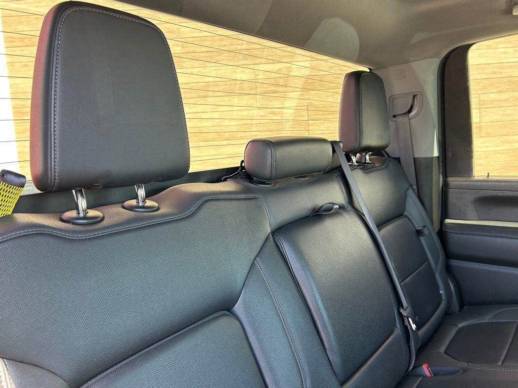 Used 2023 GMC Sierra 3500 SLT image 20