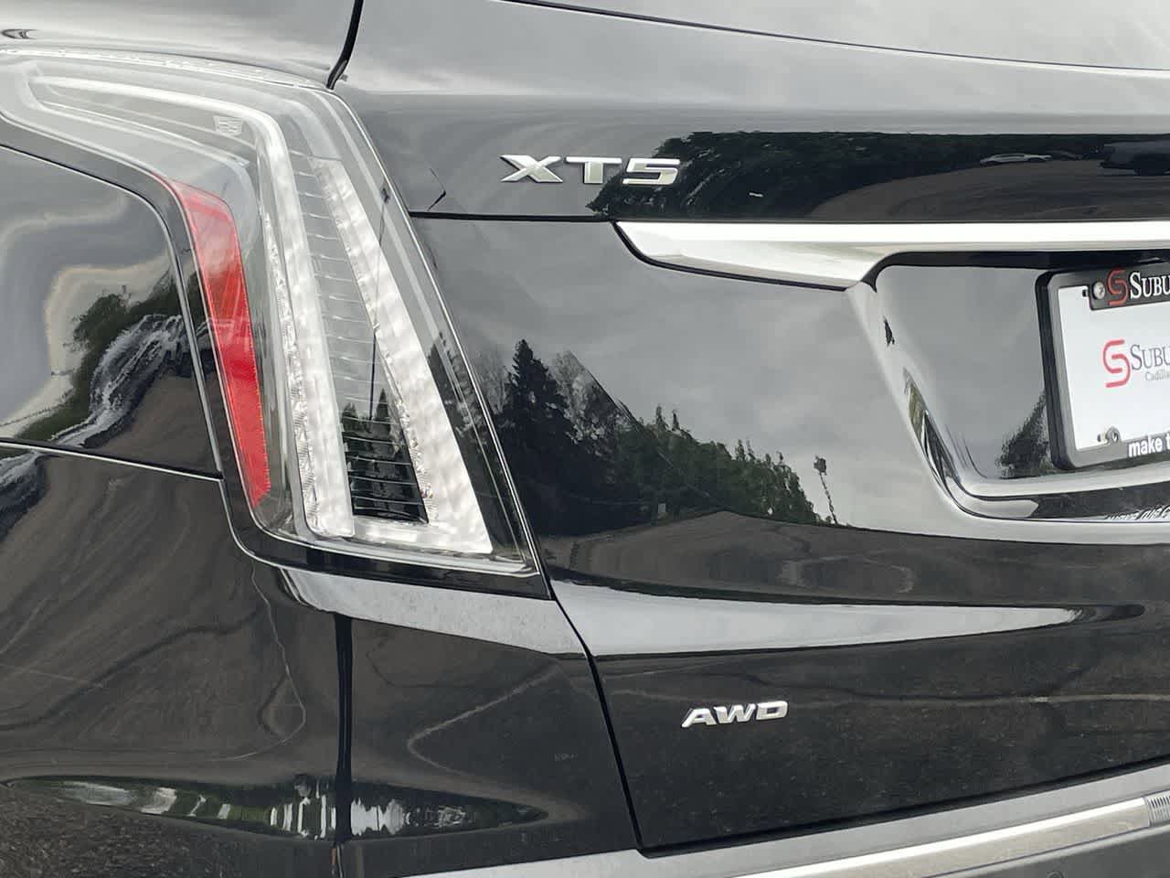 Used 2024 Cadillac XT5 Sportv w/ Technology Package AWD/4WD image 41