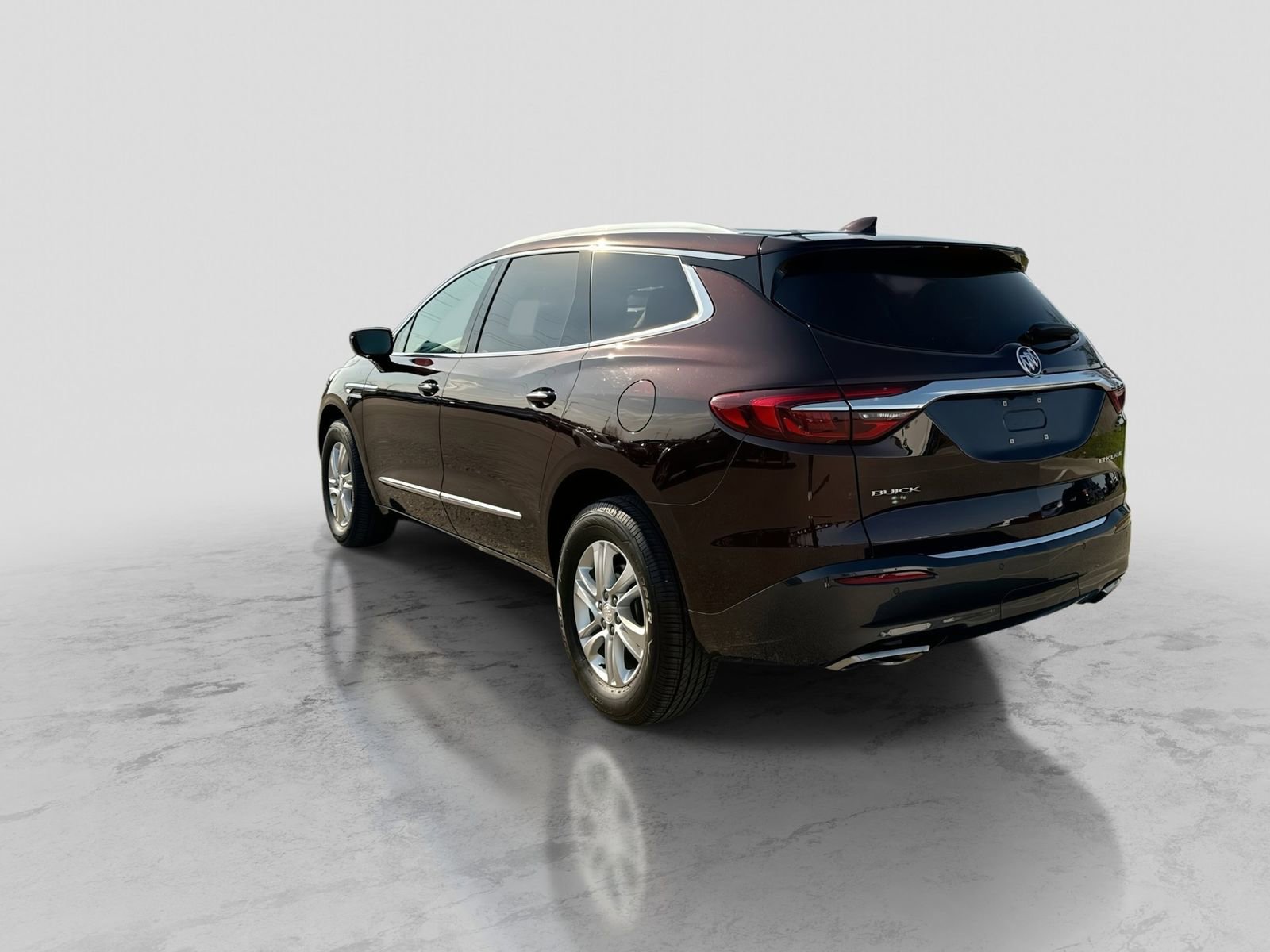 Used 2018 Buick Enclave Essence FWD image 5