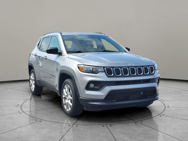 Certified 2023 Jeep Compass Latitude w/ Sun and Sound Group image 14