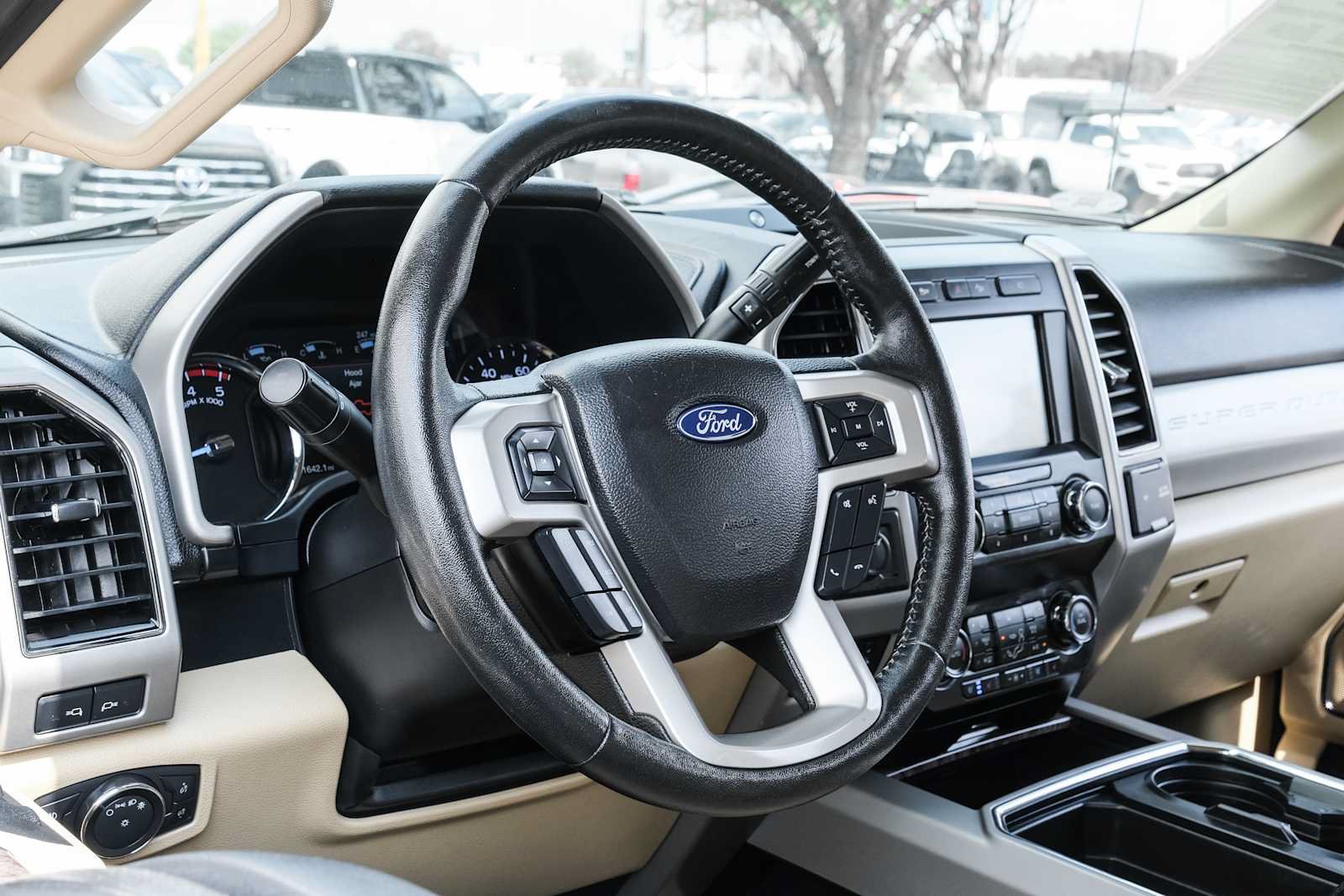 Used 2019 Ford F250 Lariat w/ Lariat Ultimate Package AWD/4WD image 25