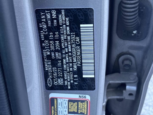 Used 2024 Hyundai Elantra SEL FWD image 11