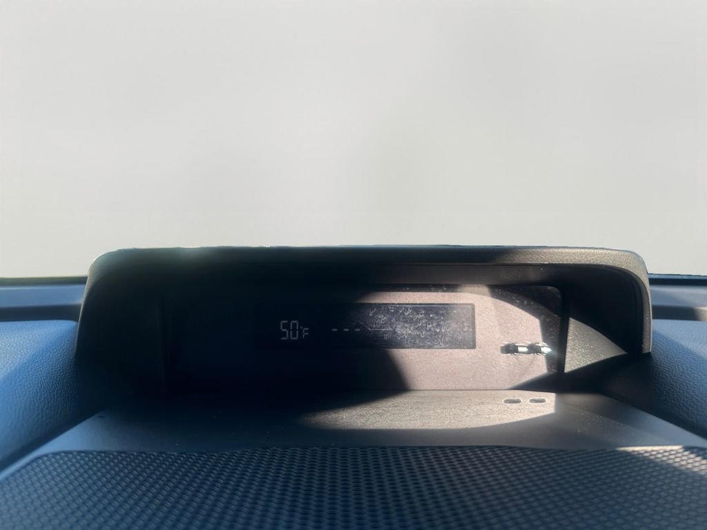 Used 2022 Subaru Ascent Premium image 15