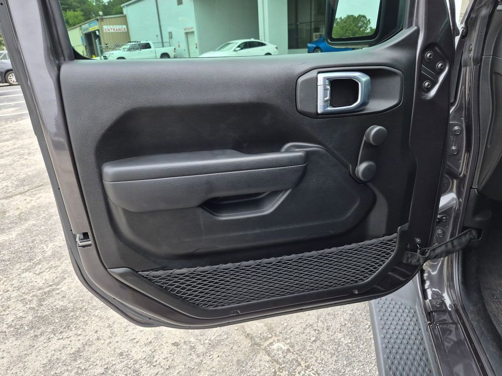 Used 2022 Jeep Wrangler Sport AWD/4WD image 11