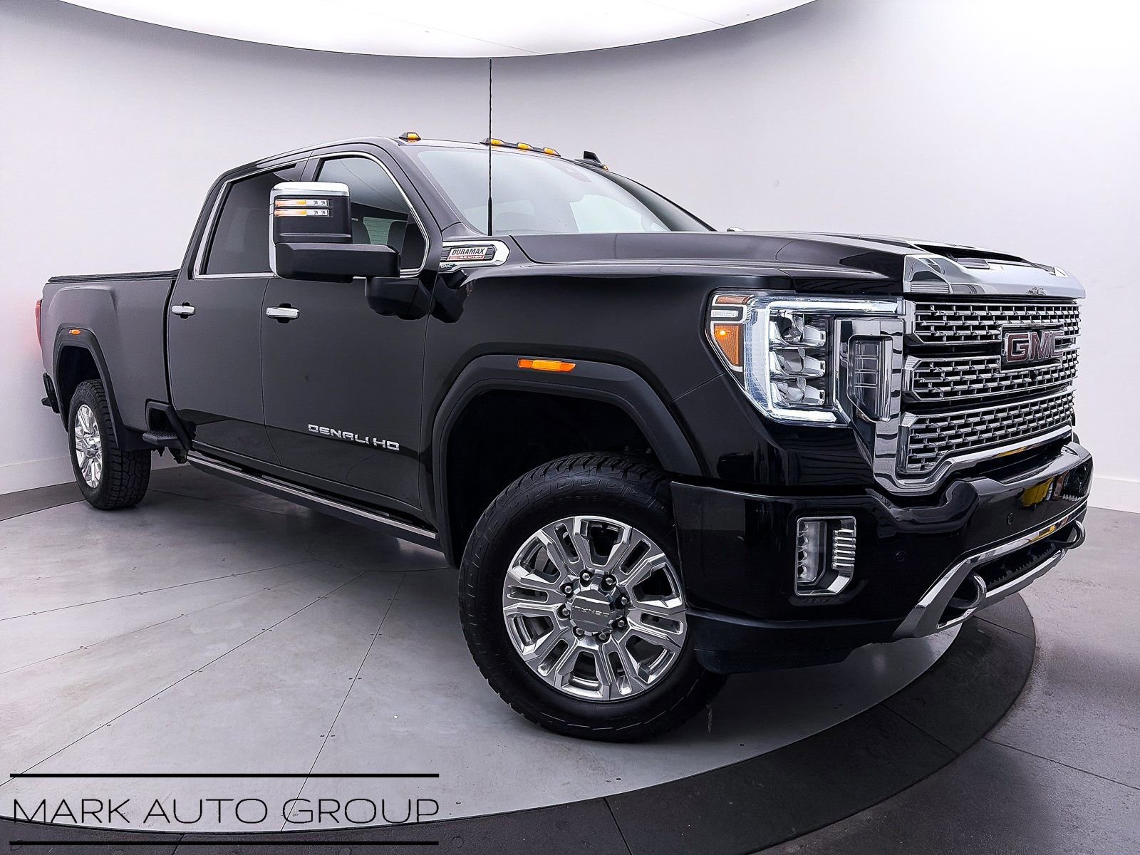 Used 2022 GMC Sierra 3500 Denali w/ Denali Ultimate Package image 14