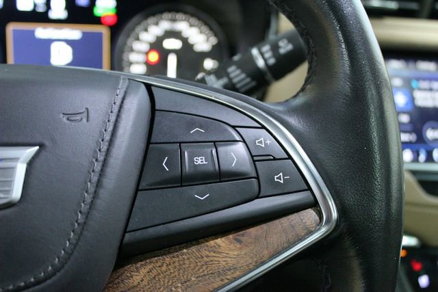 Used 2021 Cadillac XT5 Premium Luxury w/ Platinum Package AWD/4WD image 17