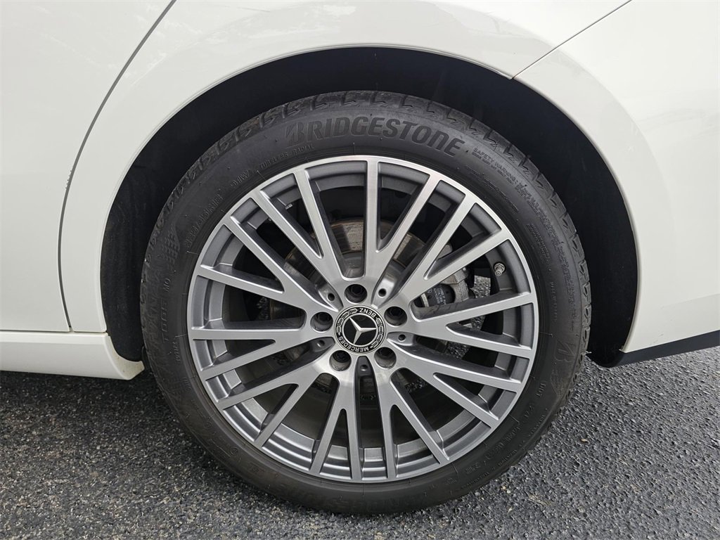 Certified 2025 Mercedes-Benz CLA 250 image 11