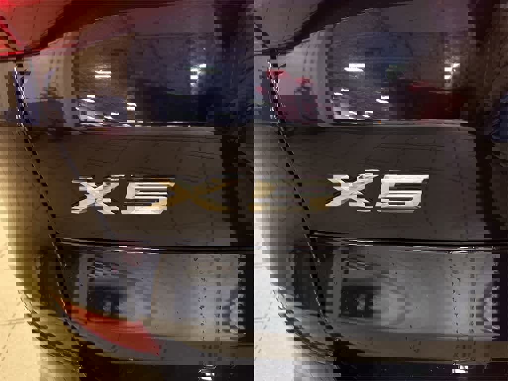 Used 2022 BMW X5 xDrive45e w/ M Sport Package image 28