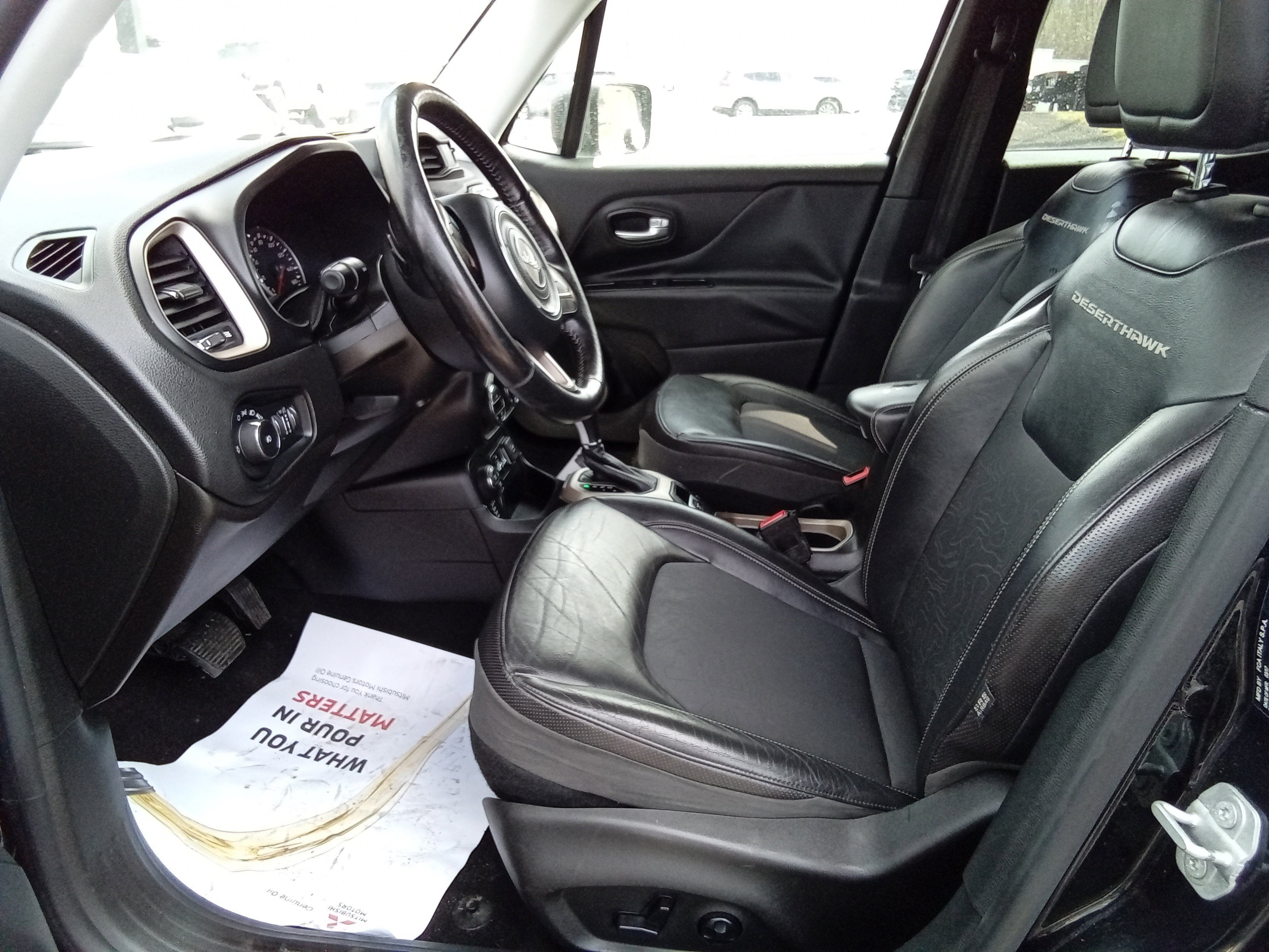 Used 2017 Jeep Renegade Trailhawk image 11