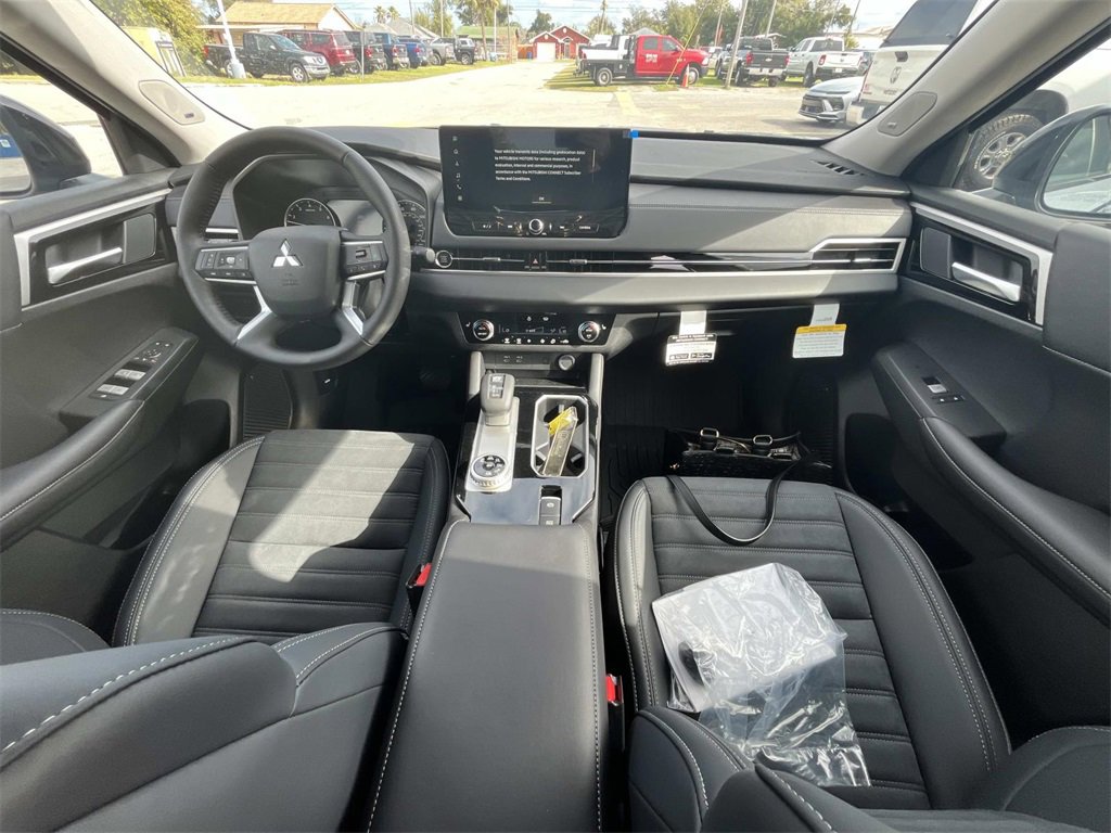 New 2026 Mitsubishi Outlander Trail Edition image 18
