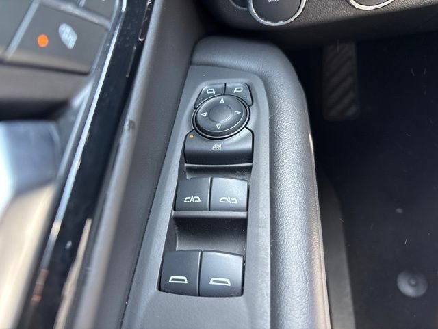 Used 2025 Chevrolet Tahoe Z71 AWD/4WD image 18