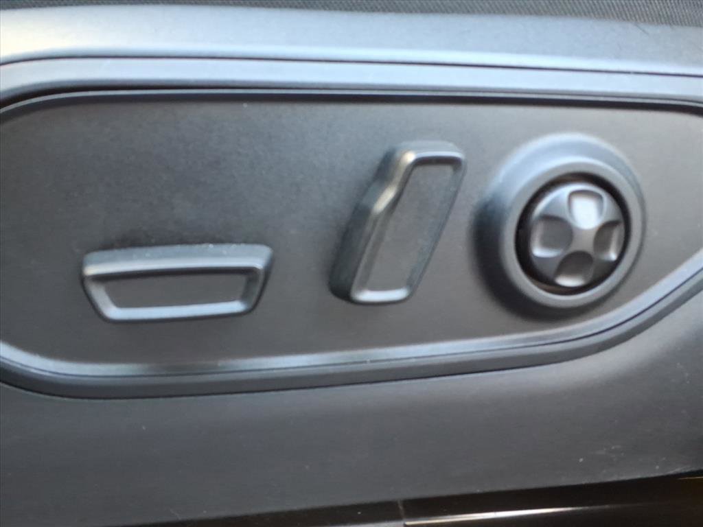 Used 2024 Jeep Grand Cherokee Limited 4xe image 18